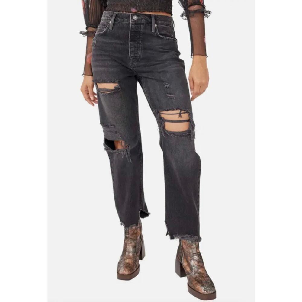 We The Free People Distressed Tapered Baggy Boyfriend Jeans